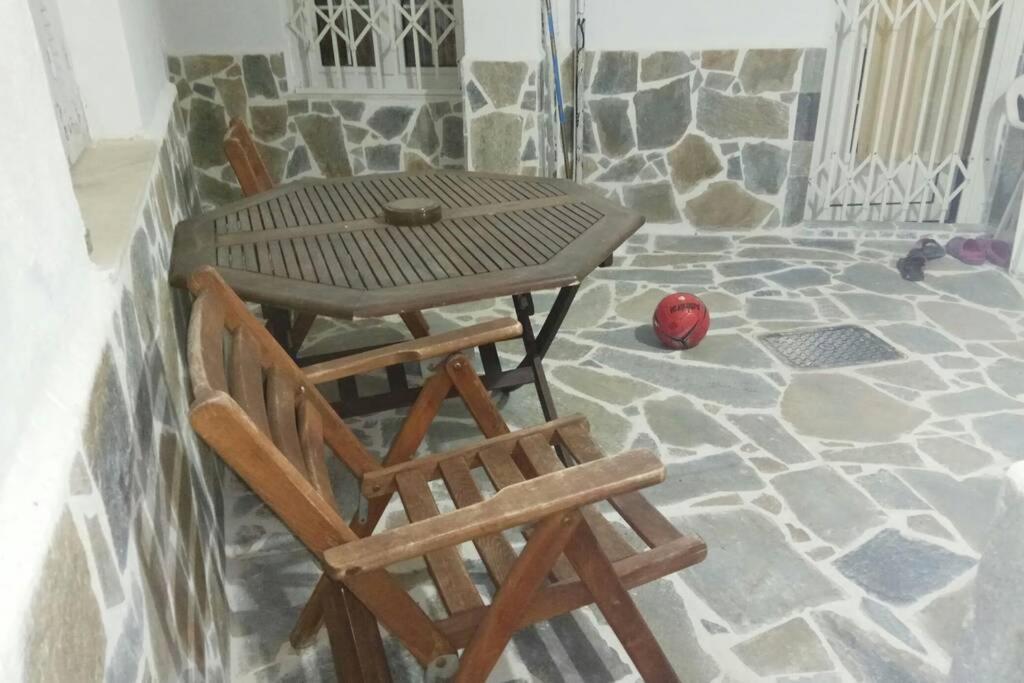 Central Town House 60M2**** Pireu Exterior foto
